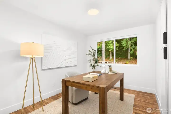 Main floor office or bedroom (2)