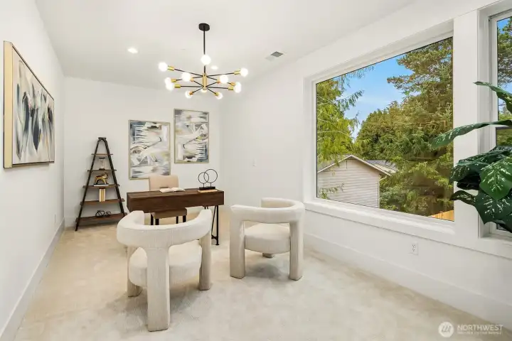 Upper Floor Flex Room adjacent to Bonus Room