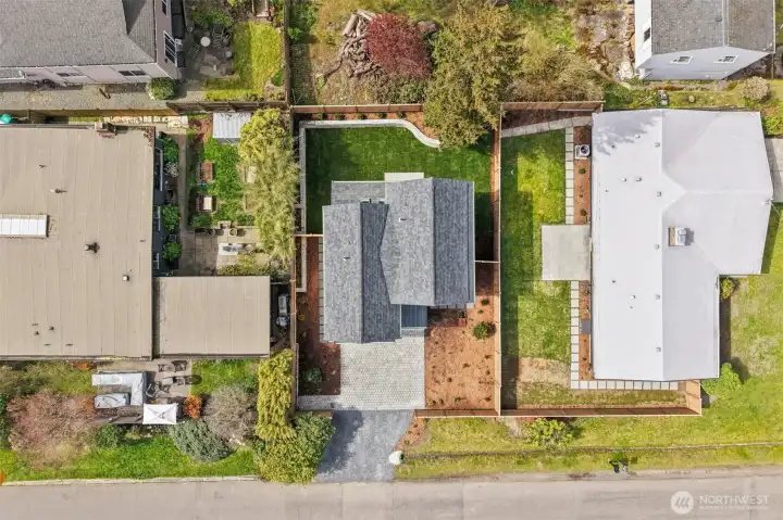 This is a wonderful walkable neighborhood and street