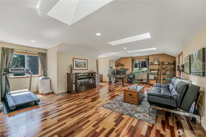 The bonus space allows for so many opportunities!
