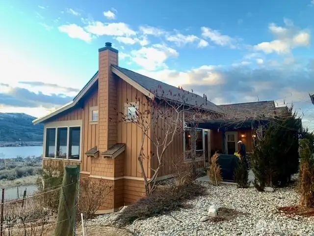 here are some pics of a similar cottage