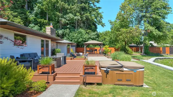 Reverse view of the backyard oasis. Reverse view of the backyard oasis.