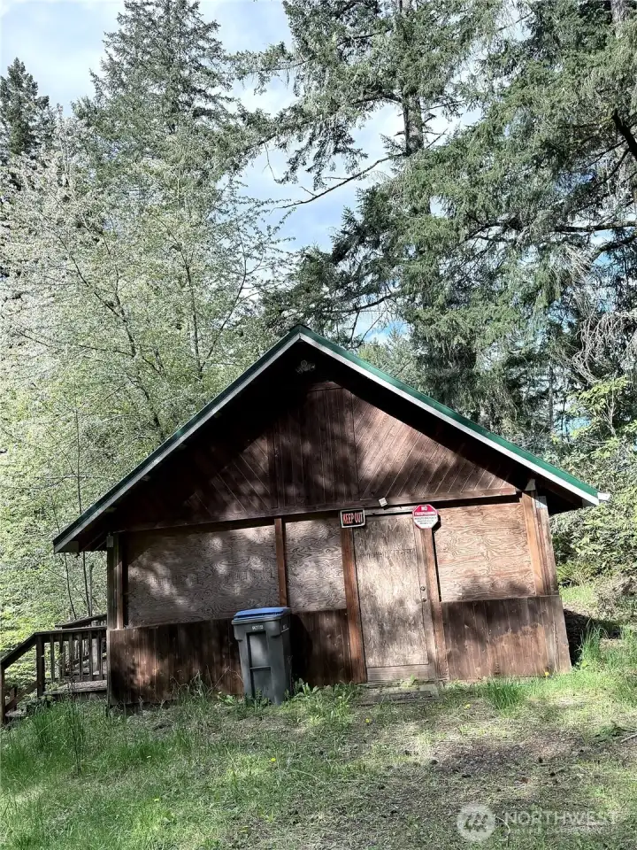 This "sunroom" addition was added by previous owners. This "sunroom" addition was added by previous owners.