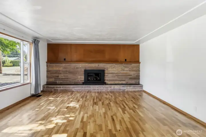 Gas fireplace to keep you cozy in the winters