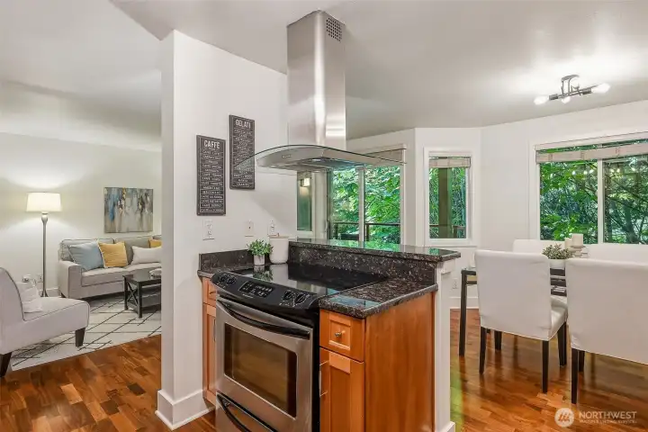 Layout makes entertaining effortless, plus enjoy private views of nature as you cook Layout makes entertaining effortless, plus enjoy private views of nature as you cook