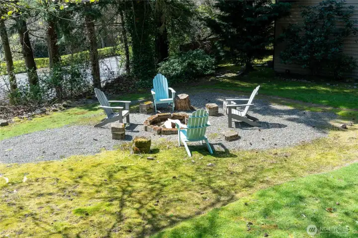 Community fire pit offers a great spot to unwind, relax, and connect with neighbors and friends Community fire pit offers a great spot to unwind, relax, and connect with neighbors and friends