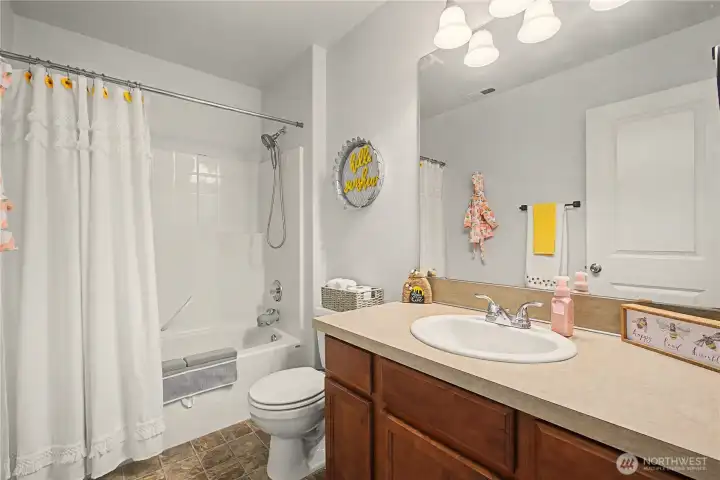 Full bath upstairs