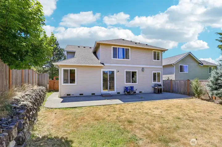 Great backyard & walking distance to the parks, elementary school & town center with Haggens, McDonalds, Starbucks, & more! Great backyard & walking distance to the parks, elementary school & town center with Haggens, McDonalds, Starbucks, & more!