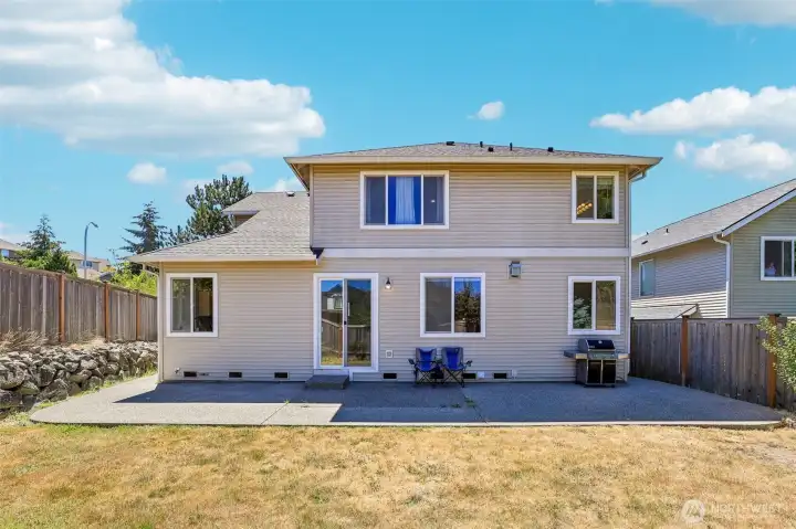 This home also features AC & a 3 car tandem garage! This home also features AC & a 3 car tandem garage!