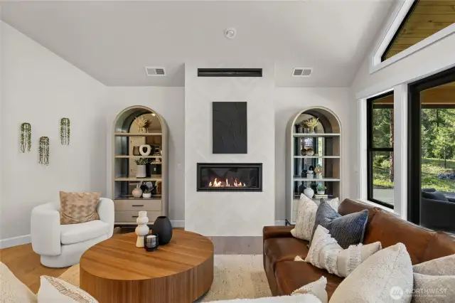Open concept picturesque living room.