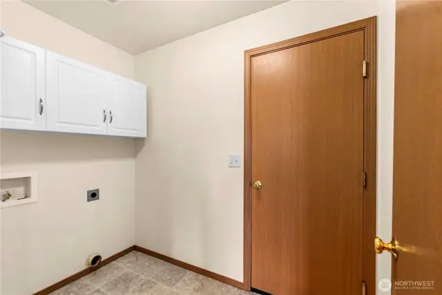 Laundry with Storage