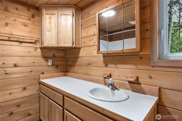 Updated primary full bath