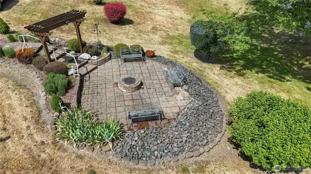 Shared Space- Outside Park next to Cowlitz River