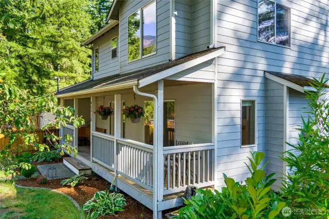 Covered Front Porch