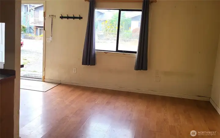 Apt 529