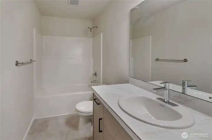 Photos are sample photos of a previously built Elbe plan in the community.