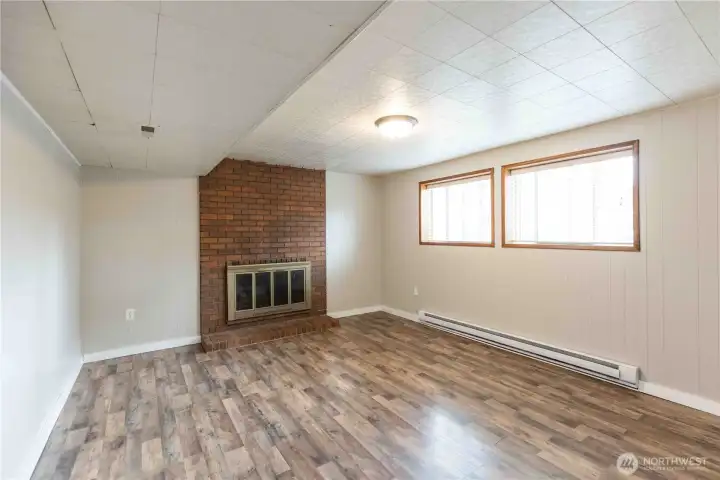 Bonus Room (Downstairs)