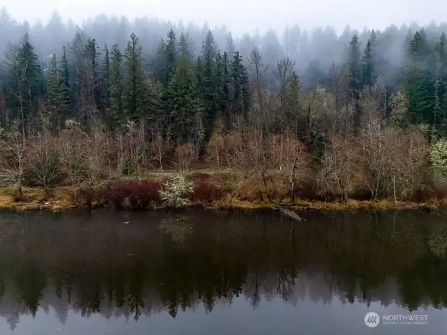 5.5 acres on the waterfront