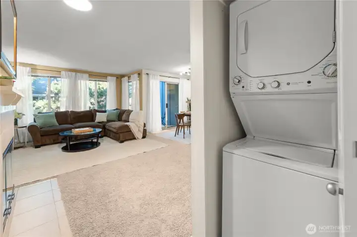 Stackable washer and dryer