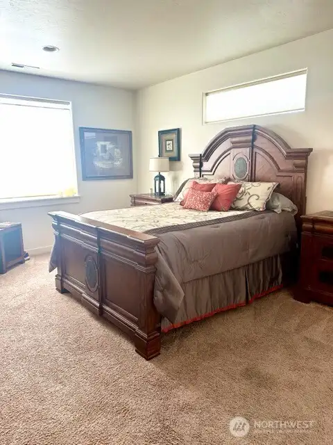 Primary suite