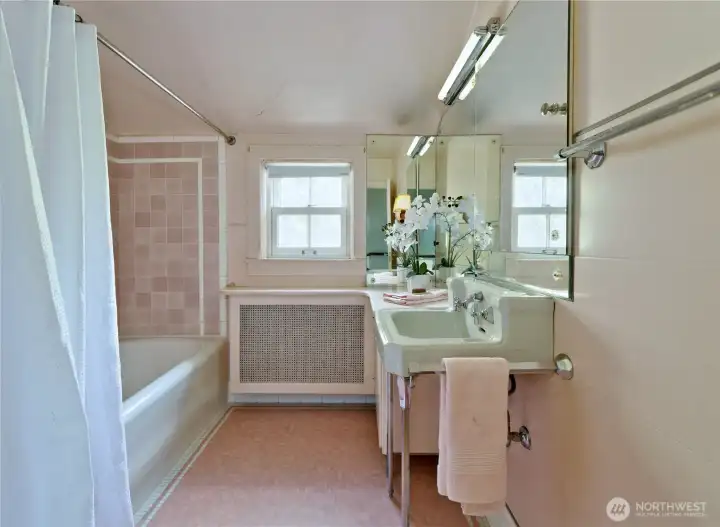 Full bath second floor