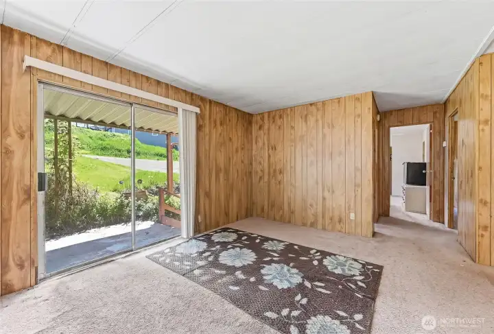 *Adjusted photo was adjusted to allow buyers to see the space free of clutter. *See next photo for actual items remaining in the home.