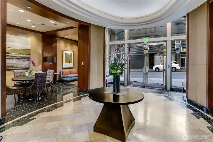 24/7 concierge secure lobby