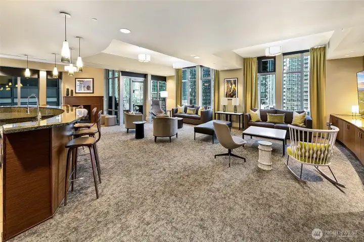owners lounge