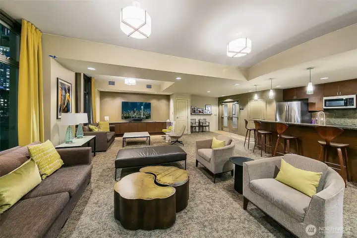 owners lounge