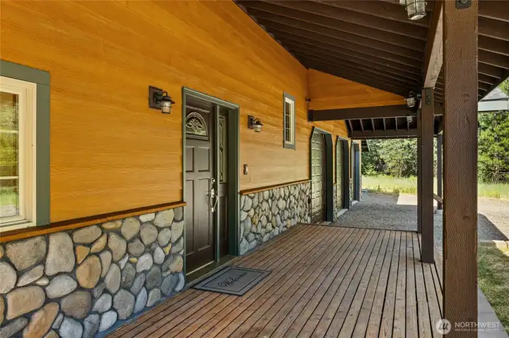 Covered and welcoming entrance. Covered and welcoming entrance.