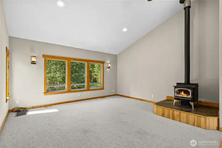 Upper level 2nd living room. Upper level 2nd living room.