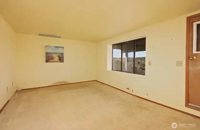 This Bonus room has a nice view of the water.