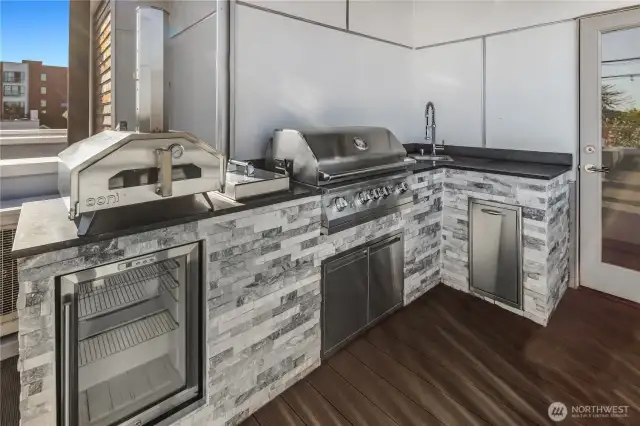 Pizza oven comes with home