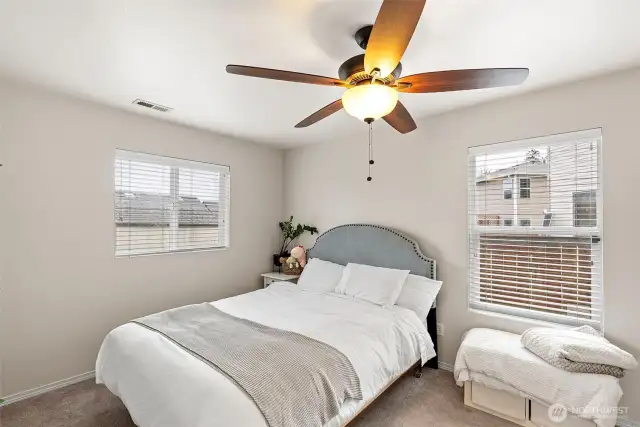 Main floor bedroom w/bathroom & walk in closet.