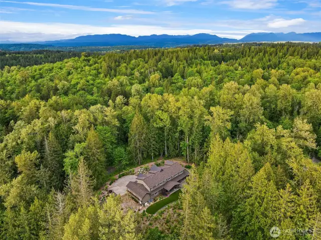 You just can't beat this ideal Issaquah location.  Close to everything, yet you feel miles away.