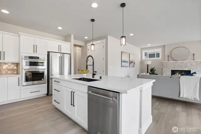 Photos are of a home in a different community and are for illustration purposes only to reflect typical finishes.  May depict seller enhancements.  Colors and options may vary.