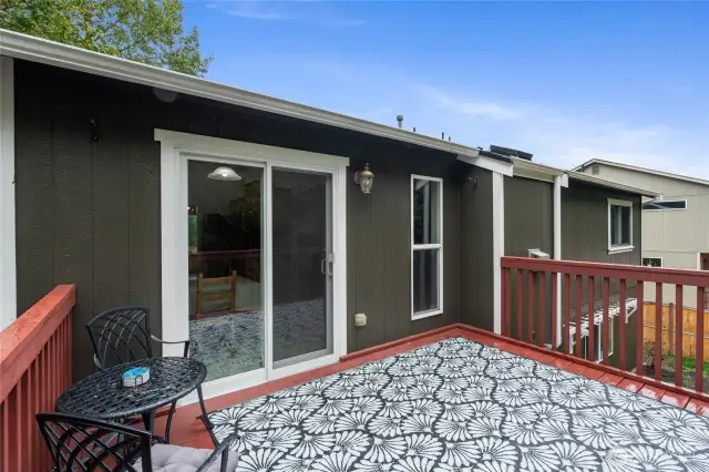 Enjoy grilling right outside your kitchen