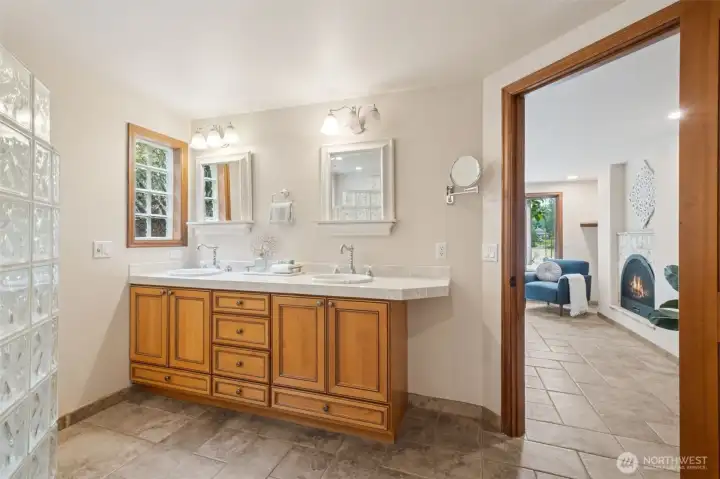 Enter the luxe 5-piece Ensuite . . .