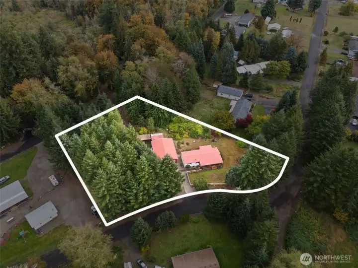 Property outline, is estimate.