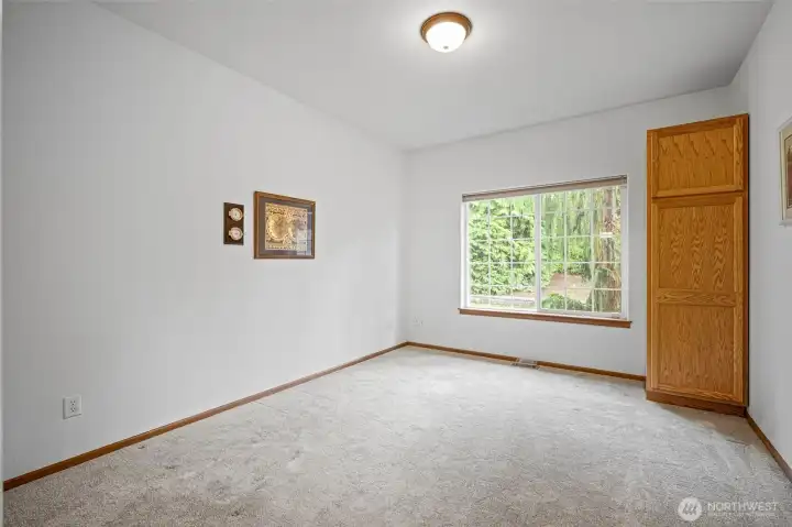 Built in cabinet add extra storage.