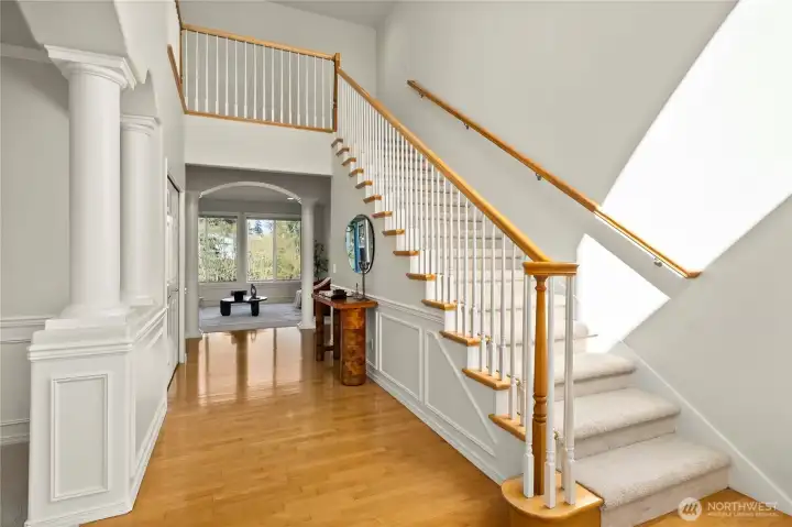 Soaring ceilings in the entry way.