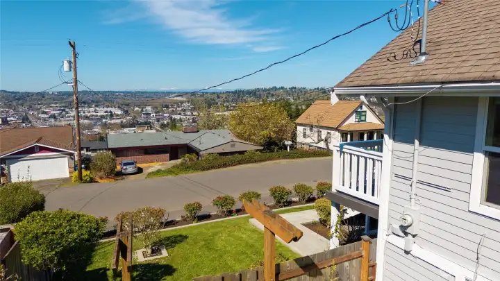 view from side yard deck