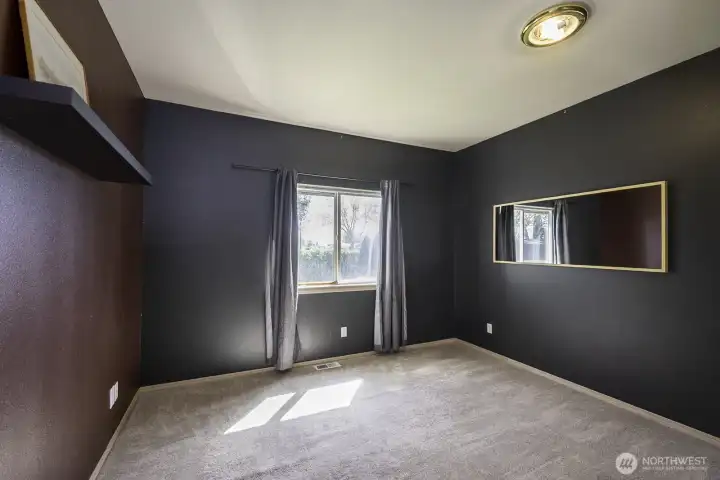 Additional bedroom