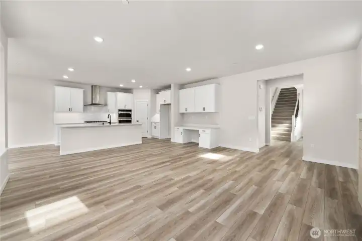 Photos of a previously completed home. Actual colors and finishes may vary. See site agent for details.