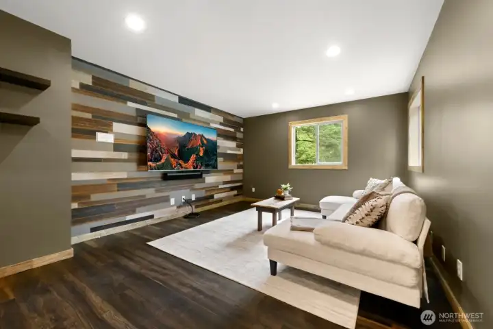 Comfortable, inviting, and designed for connection, this cozy retreat is the perfect place to relax, stream your favorite movie, or enjoy quiet time after a day of adventure. Comfortable, inviting, and designed for connection, this cozy retreat is the perfect place to relax, stream your favorite movie, or enjoy quiet time after a day of adventure.