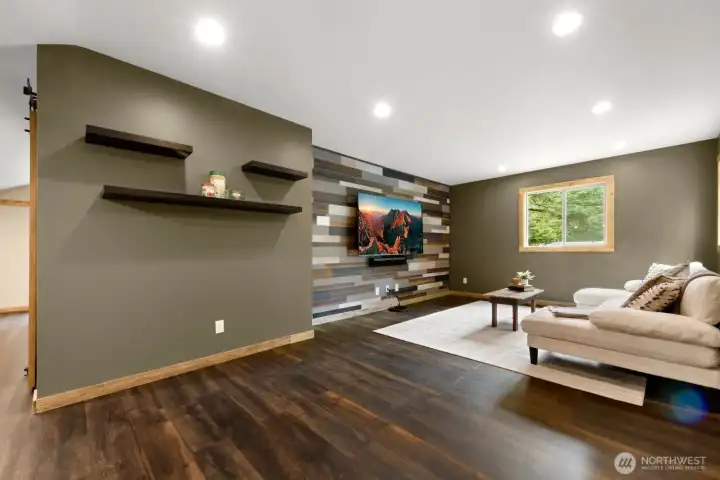 A generous upper-level flex space provides endless possibilities for entertaining, relaxing, or creating additional sleeping accommodations for guests. A generous upper-level flex space provides endless possibilities for entertaining, relaxing, or creating additional sleeping accommodations for guests.