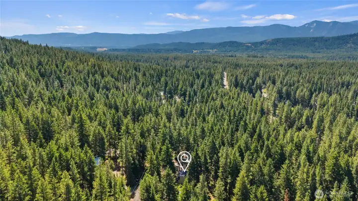 From hiking and biking to snowmobiling and boating, this location places you in the heart of the Upper Kittitas County outdoor lifestyle. From hiking and biking to snowmobiling and boating, this location places you in the heart of the Upper Kittitas County outdoor lifestyle.