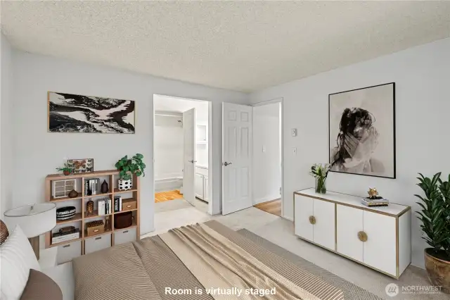 Primary bedroom with en-suite, full bath & walk-in closet