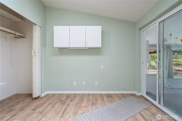 Large closet in the bonus room/office