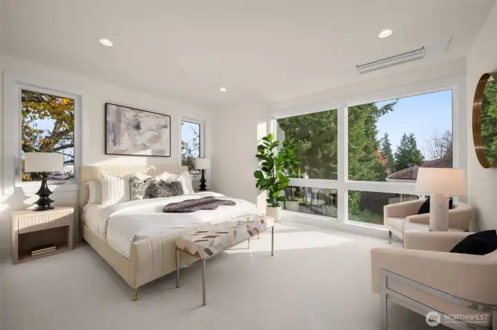 Primary suite